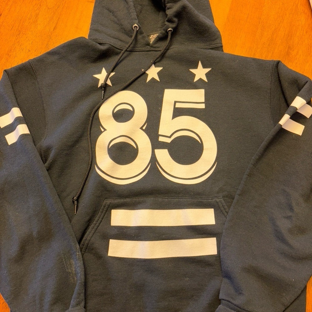 Vintage tony hawk Black 85 Hoodie